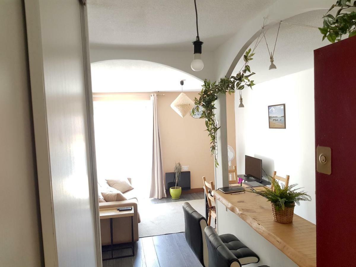 Au Petit Thai - T2 Avec Balcon - Montpellier Centre Daire Dış mekan fotoğraf